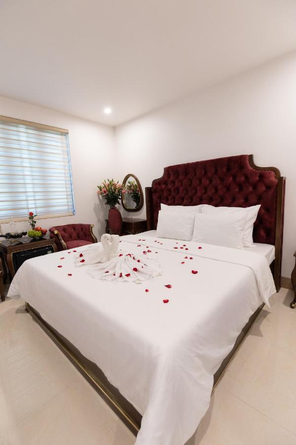 Royal Hotel Sai Dong - Long Bien هانوي المظهر الخارجي الصورة